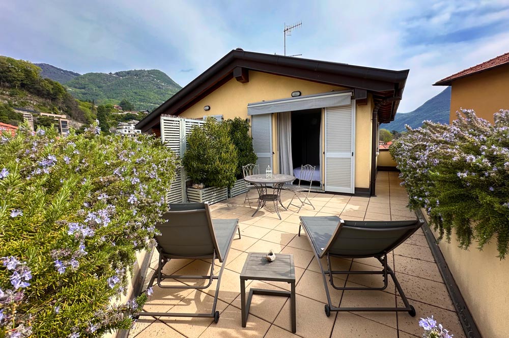 camera-con-terrazza-Hotel-San-Giuseppe-Cernobbio