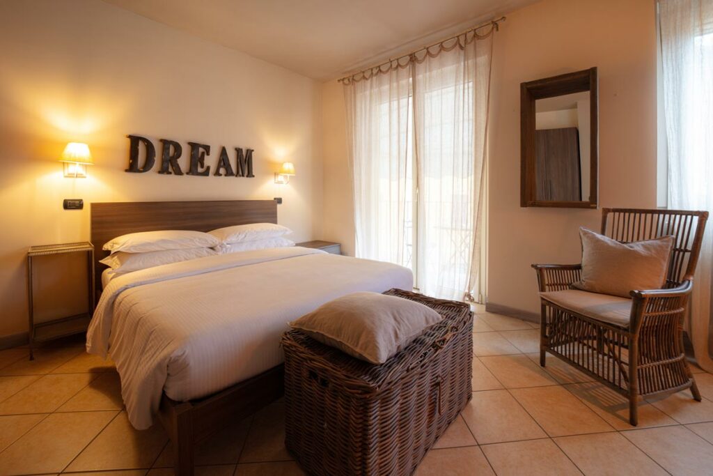 matrimoniali-deluxe-e-superior-con-balcone-hotel-san-Giuseppe-Cernobbio-Como